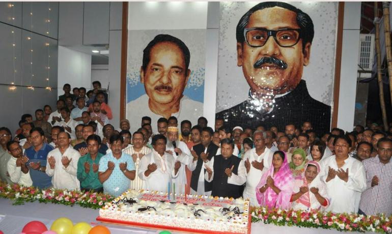 বরিশালে প্রধানমন্ত্রী শেখ হাসিনার জন্মদিন উদযাপন