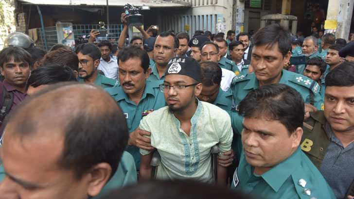 আসামির মাথায় ‘আইএস টুপি’, দুই তদন্ত কমিটির দুই মত