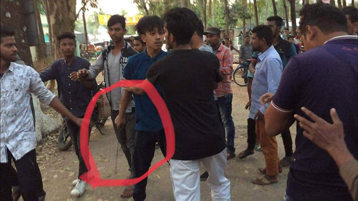 ছুরি হাতে ফর্মে কিশোর গ্যাং লিডার স্টেপ সাগর, ফের ছুরিকাঘাত