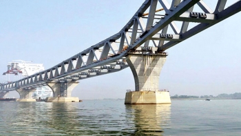 পদ্মা সেতুর আড়াই কিলোমিটার দৃশ্যমান