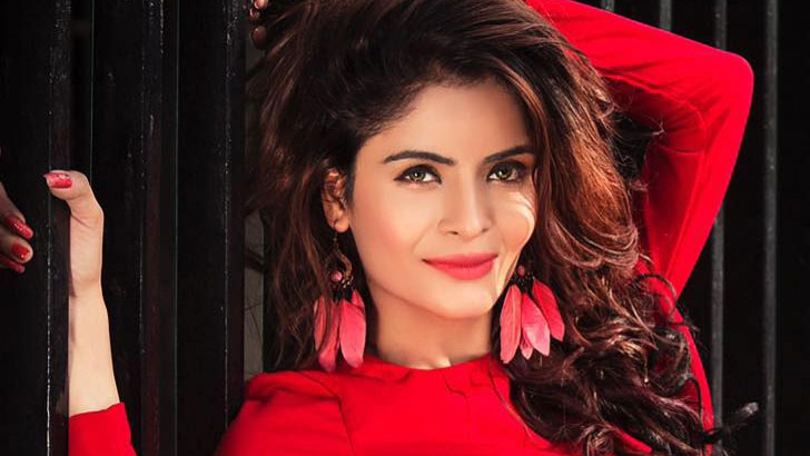 শুটিংয়ে অভিনেত্রীর হার্ট অ্যাটাক, আইসিইউতে ভর্তি