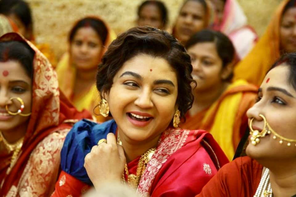 জয়া আহসানের বয়স নিয়েও কথা উঠছে