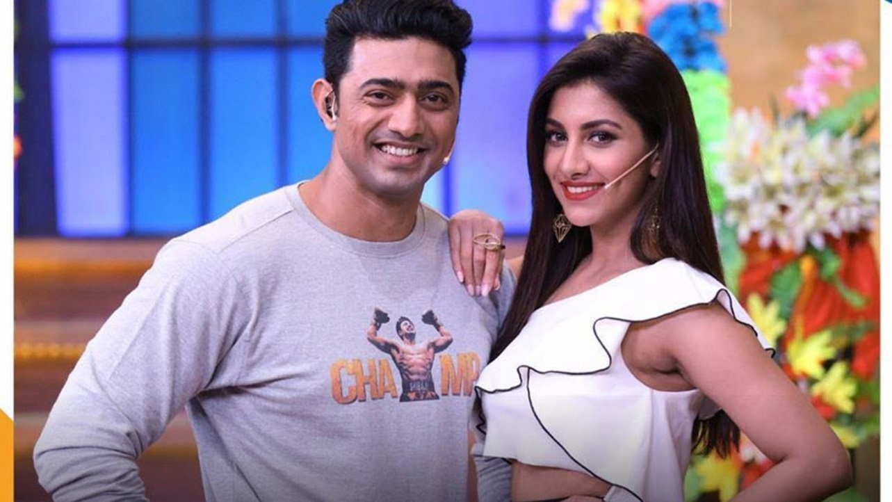 ভেঙে যাচ্ছে দেব-রুক্মিণী জুটি