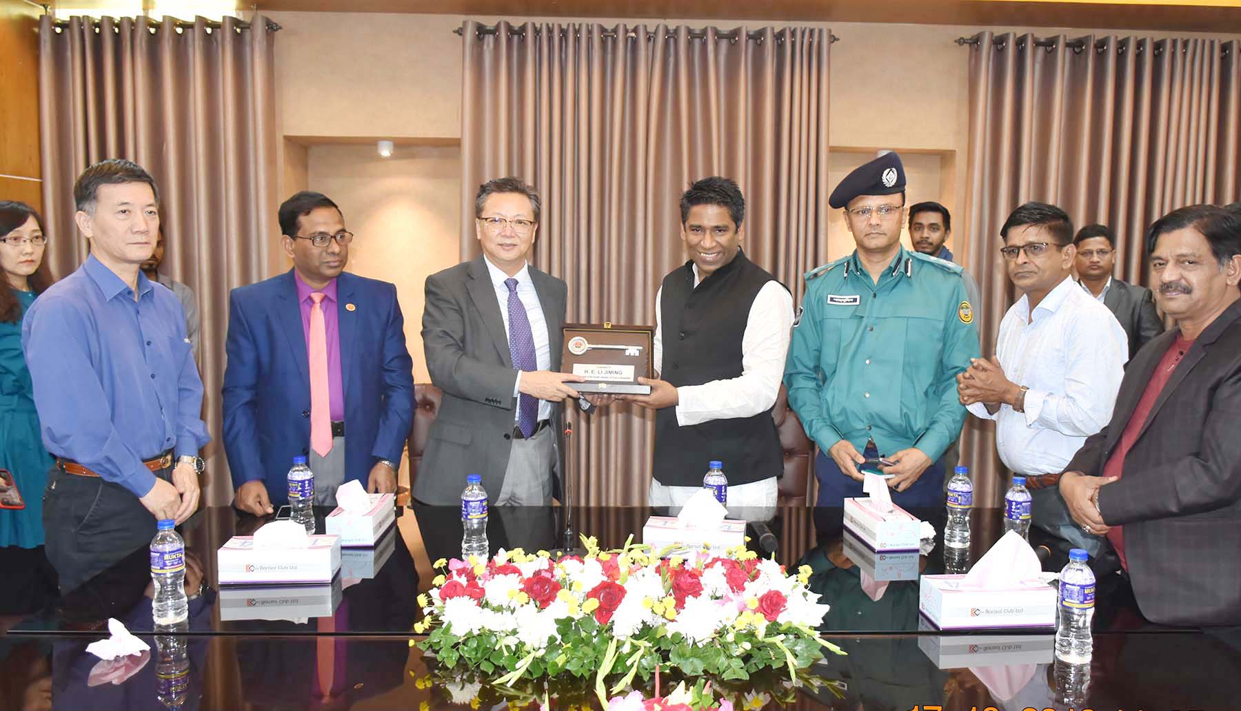 বরিশাল নগরীর রাজনৈতিক পরিবেশ ভালো-চীনা রাষ্ট্রদূত