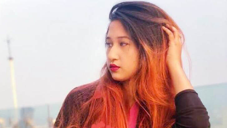 বন্ধুদের সঙ্গে কক্সবাজারে : ইয়াবা সেবনে ছাত্রীর মৃত্যু