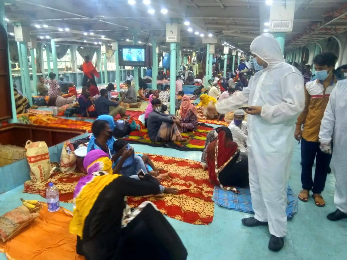 মাস্ক ব্যবহার না করায় বরিশালে ৪ ব্যক্তিকে অর্থদন্ড