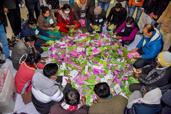 এখন পর্যন্ত ফলাফলপ্রাপ্ত ৪৮টি পৌরসভার ৩৪টিতে আ’লীগের জয়