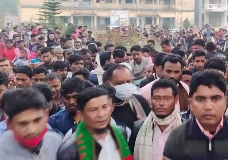 হত্যা মামলার প্রধান আসামি জামাল মোল্লা কারাগারে, এলাকাবাসীর আনন্দ মিছিল