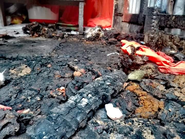 বরগুনায় স্বপ্ন পুড়ে ছাই রাসেলের