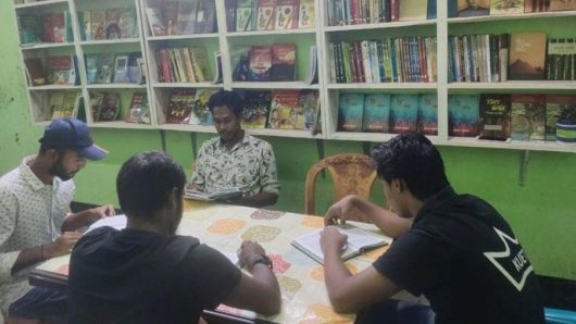ঢাবির ছাত্র সোহানের উদ্যোগে যাত্রা শুরু শশীভূষণ গ্রন্থাগারের