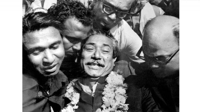 শ্বাসরুদ্ধকর ‘লন্ডন টু বাংলাদেশ’