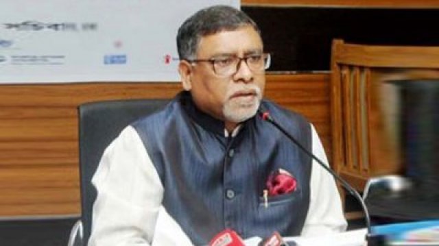 এই মুহূর্তে বাড়তি টিকার প্রয়োজন নেই: স্বাস্থ্যমন্ত্রী