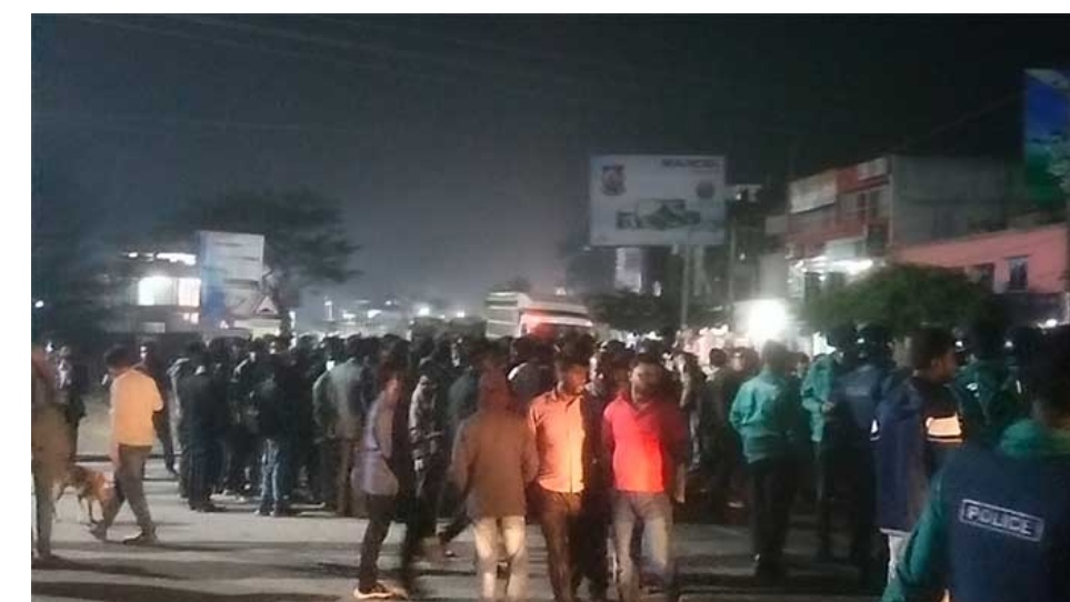 ববি ছাত্রী‌ মারধরের ঘটনায় শিক্ষার্থীদের আল্টিমেটাম