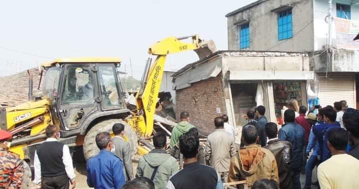 বাগেরহাট সওজের অবৈধ উচ্ছেদ অভিযান শুরু
