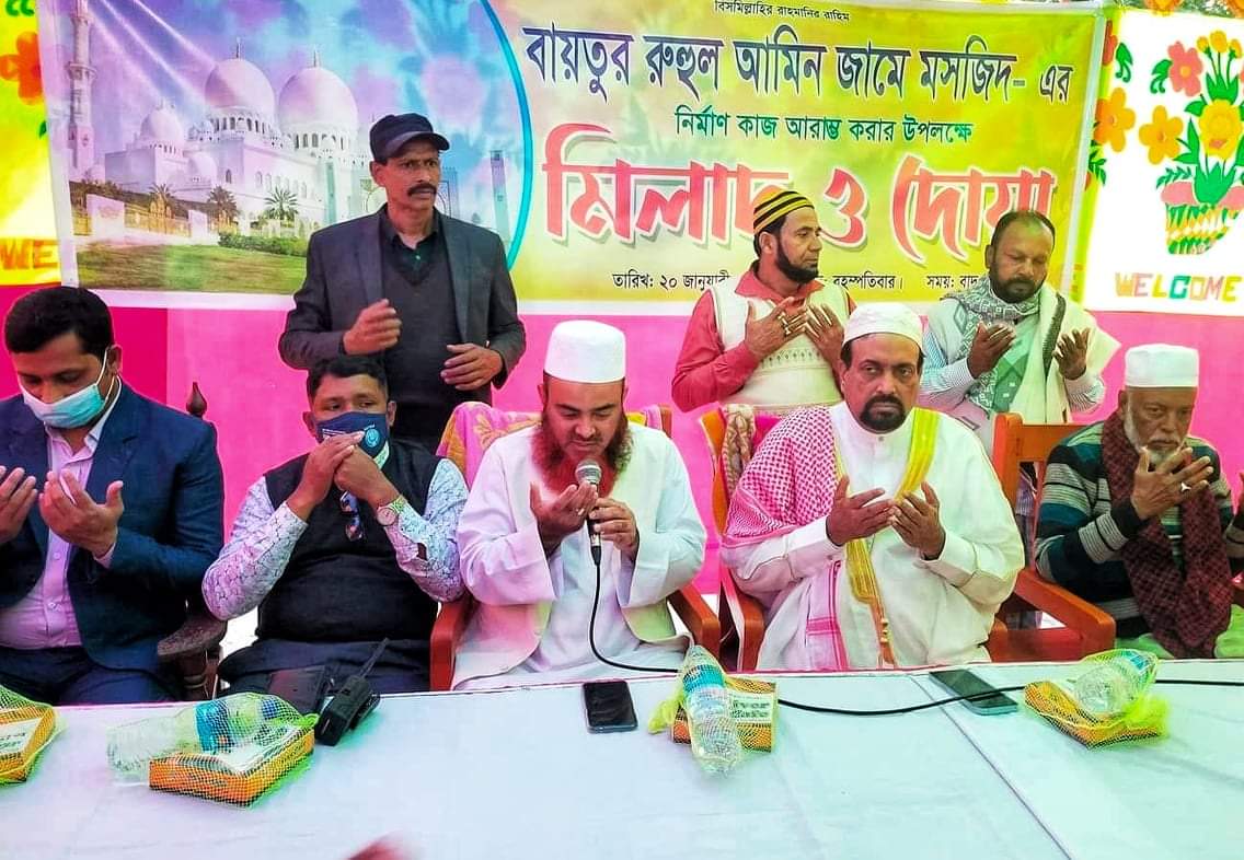 দুমকিতে নির্মিত হচ্ছে দৃষ্টিনন্দন মসজিদ কমপ্লেক্স