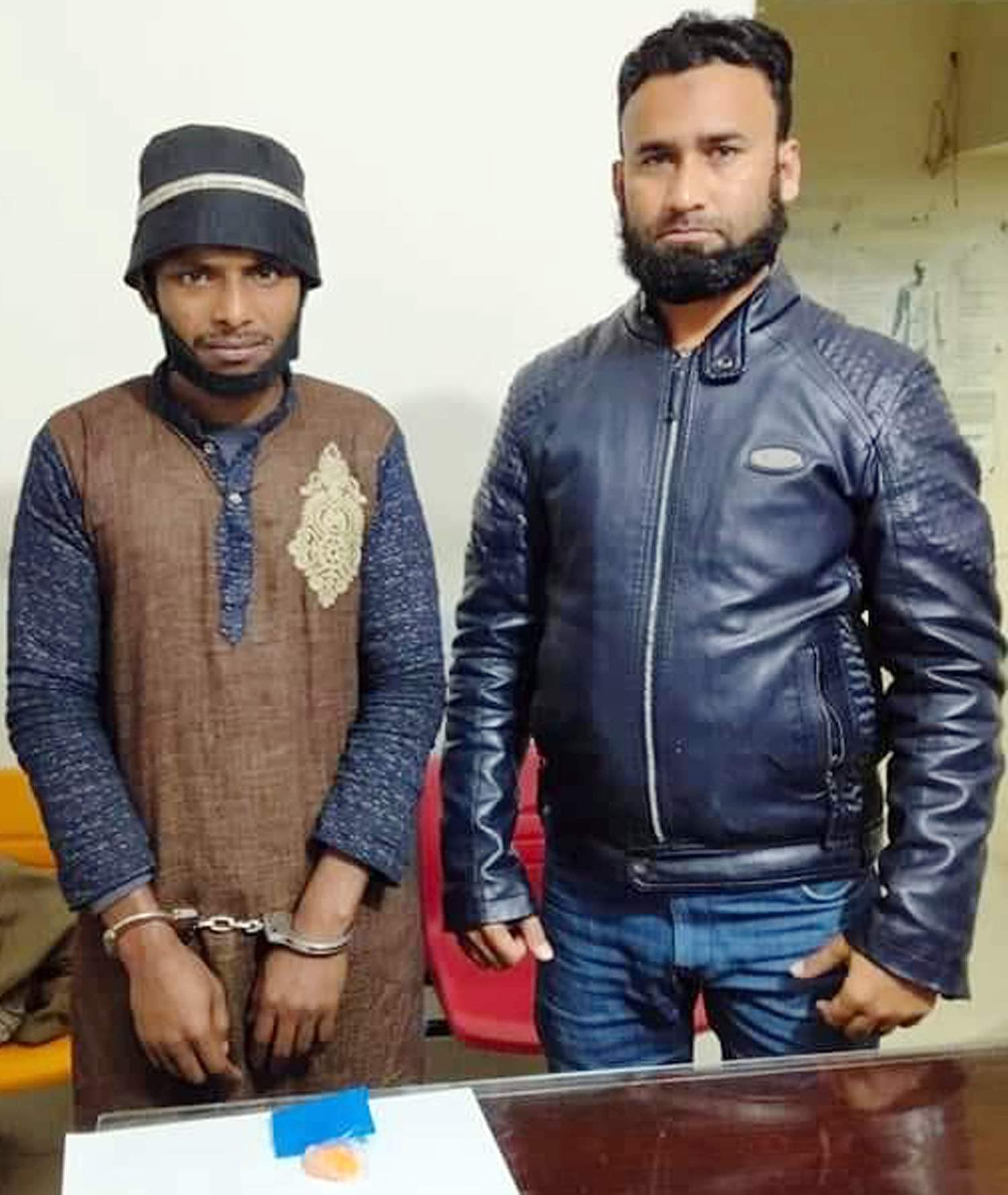 গৌরনদীতে ইয়াবাসহ ব্যবসায়ী গ্রেফতার