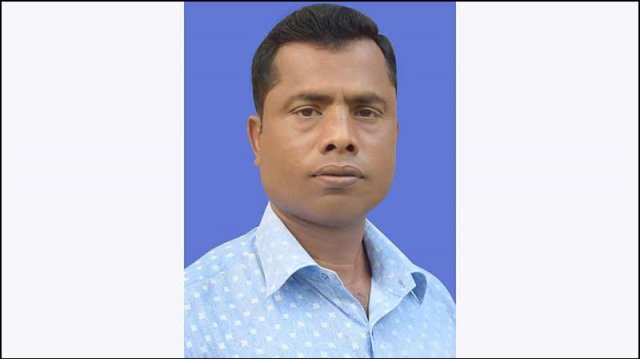 ৩৯ বছর বয়সে এসএসসি পাস করলেন ইউপি সদস্য