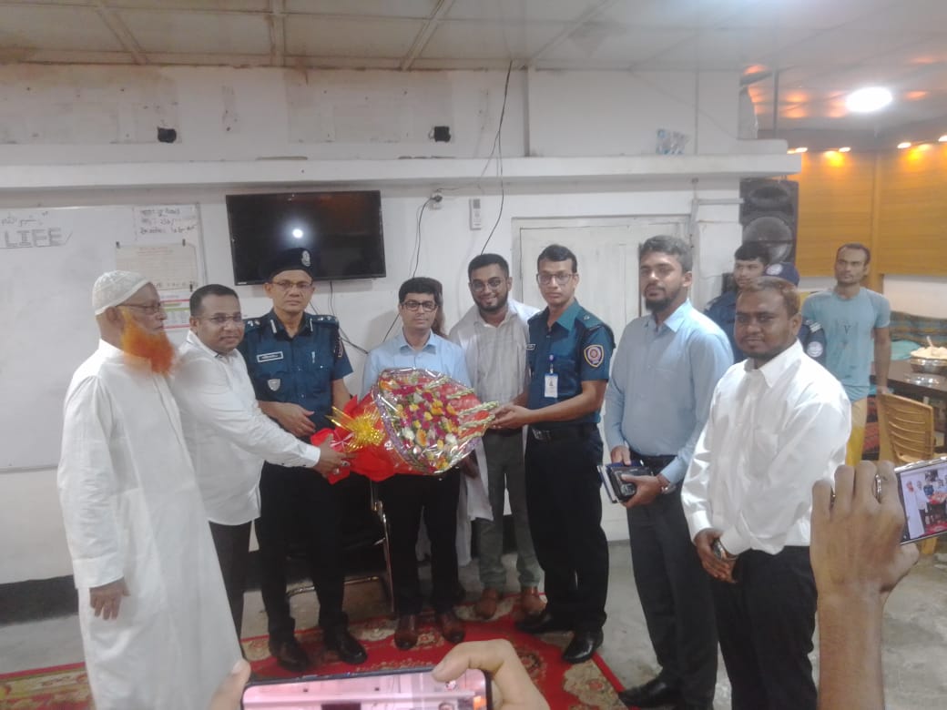 নিউ লাইফ মাদক নিরাময় কেন্দ্র পরিদর্শন করলেন স্বরাষ্ট্র সচিব, সন্তোষ প্রকাশ
