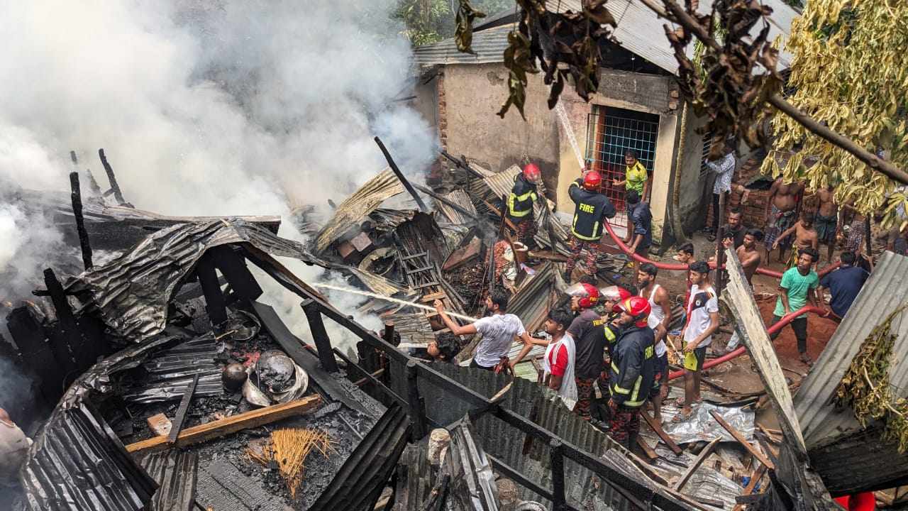 দশমিনায় মাদ্রাসা আগুনে পুড়ে ছাই