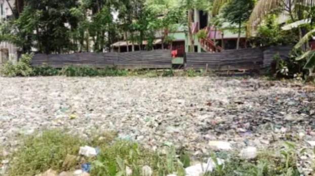 বর্জ্যব্যবস্থাপনার নাজুক অবস্থা গলাচিপা পৌরসভা