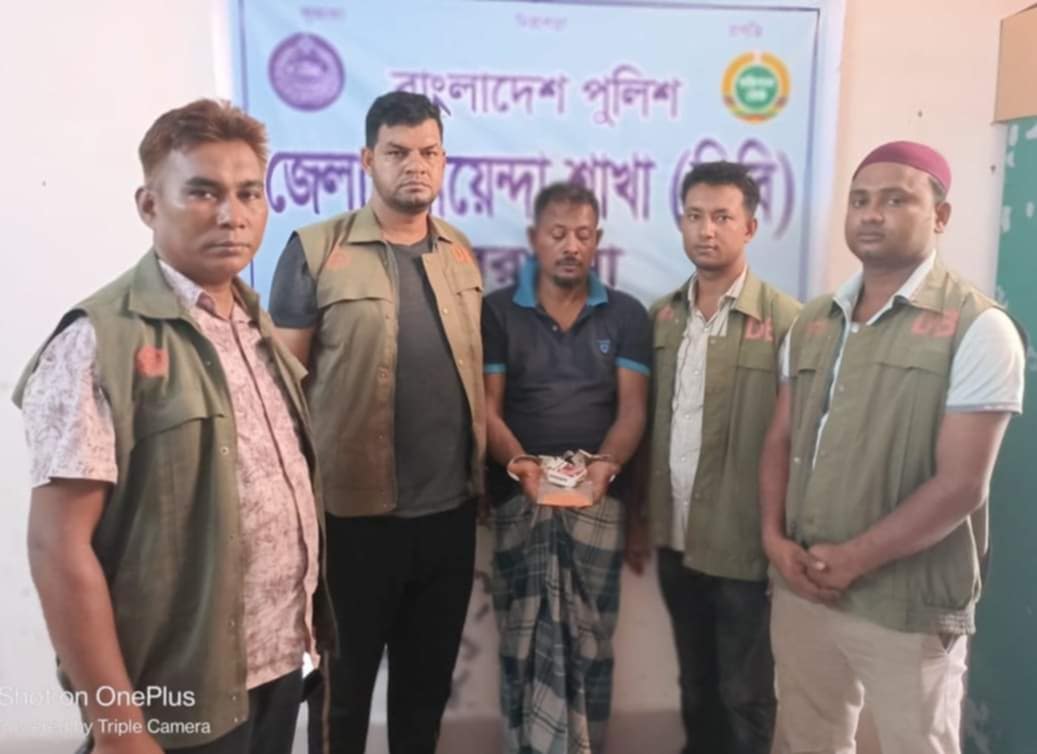 বরগুনায় ৩শ পিস ইয়াবাসহ একজন গ্রেফতার