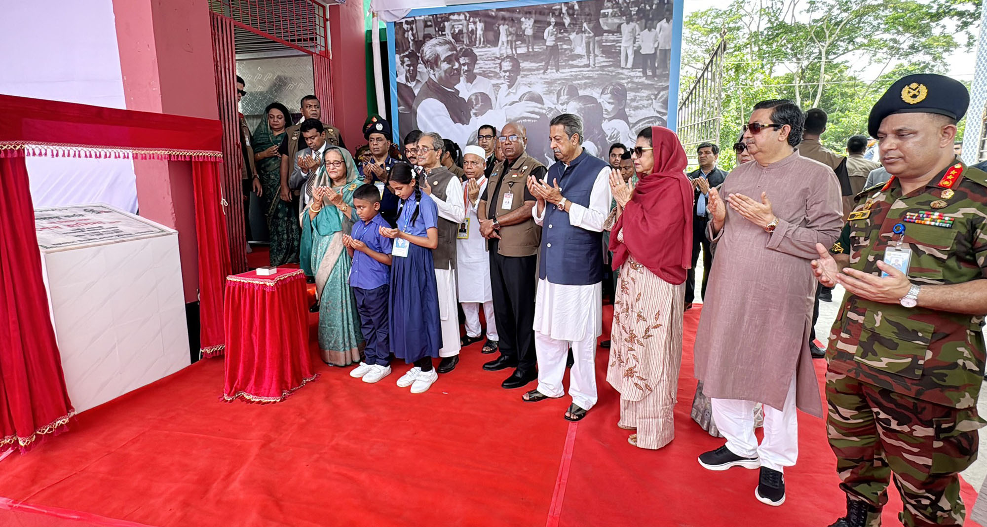 শিশুরাই হবে আসল স্মার্ট, তারাই দেশ চালাবে-গোপালগঞ্জে প্রধানমন্ত্রী