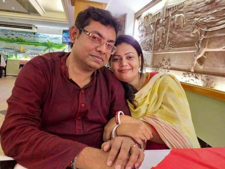কেন্দ্রীয় যুবলীগ নেতার ঘনিষ্ঠ ছবি সামাজিক যোগাযোগ মাধ্যমে ভাইরাল