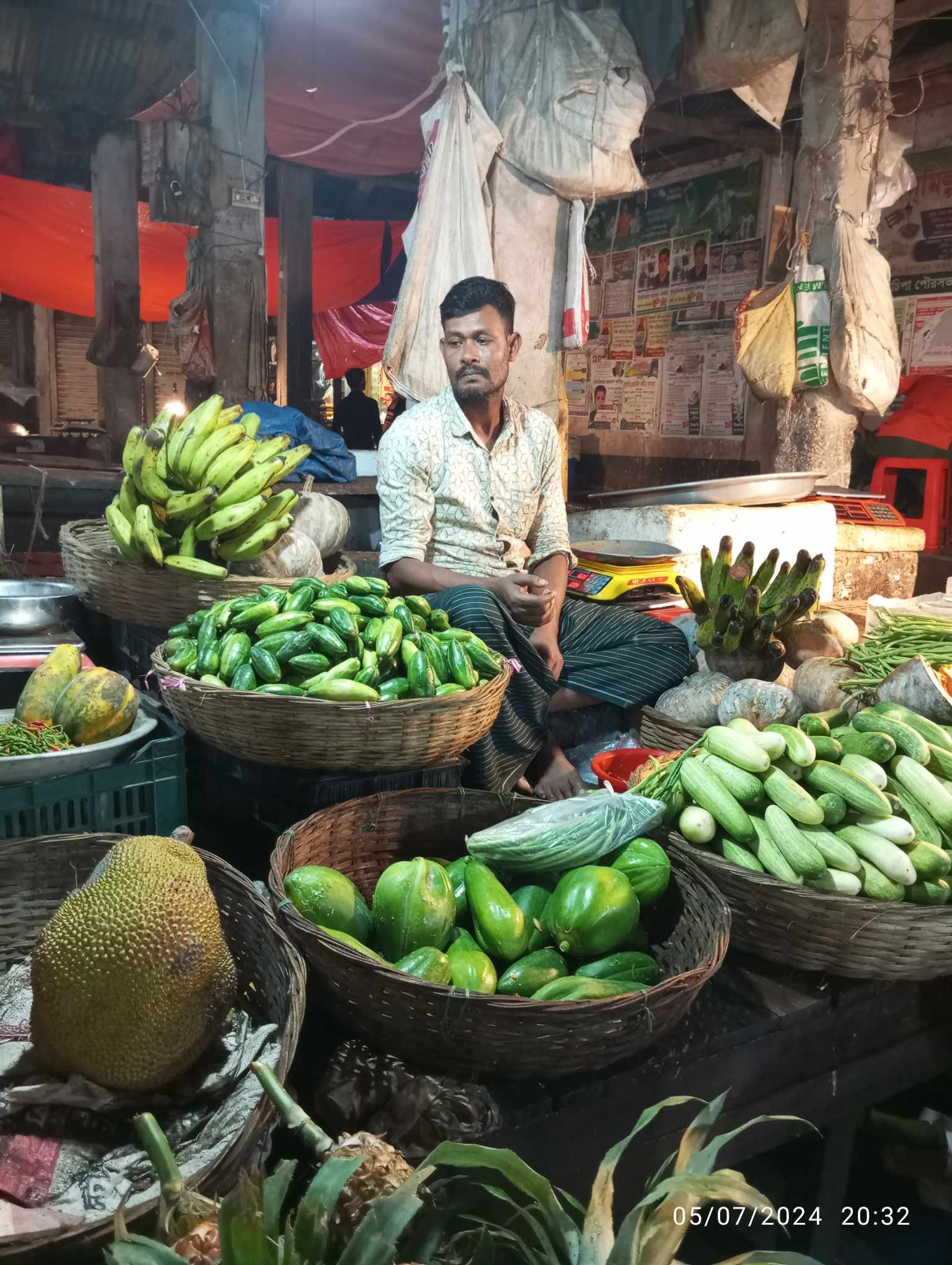 গলাচিপায় সবজি বাজারে আগুন, মাছের দামেও নাভিশ্বাস নিম্ন ও মধ্যবিত্তের