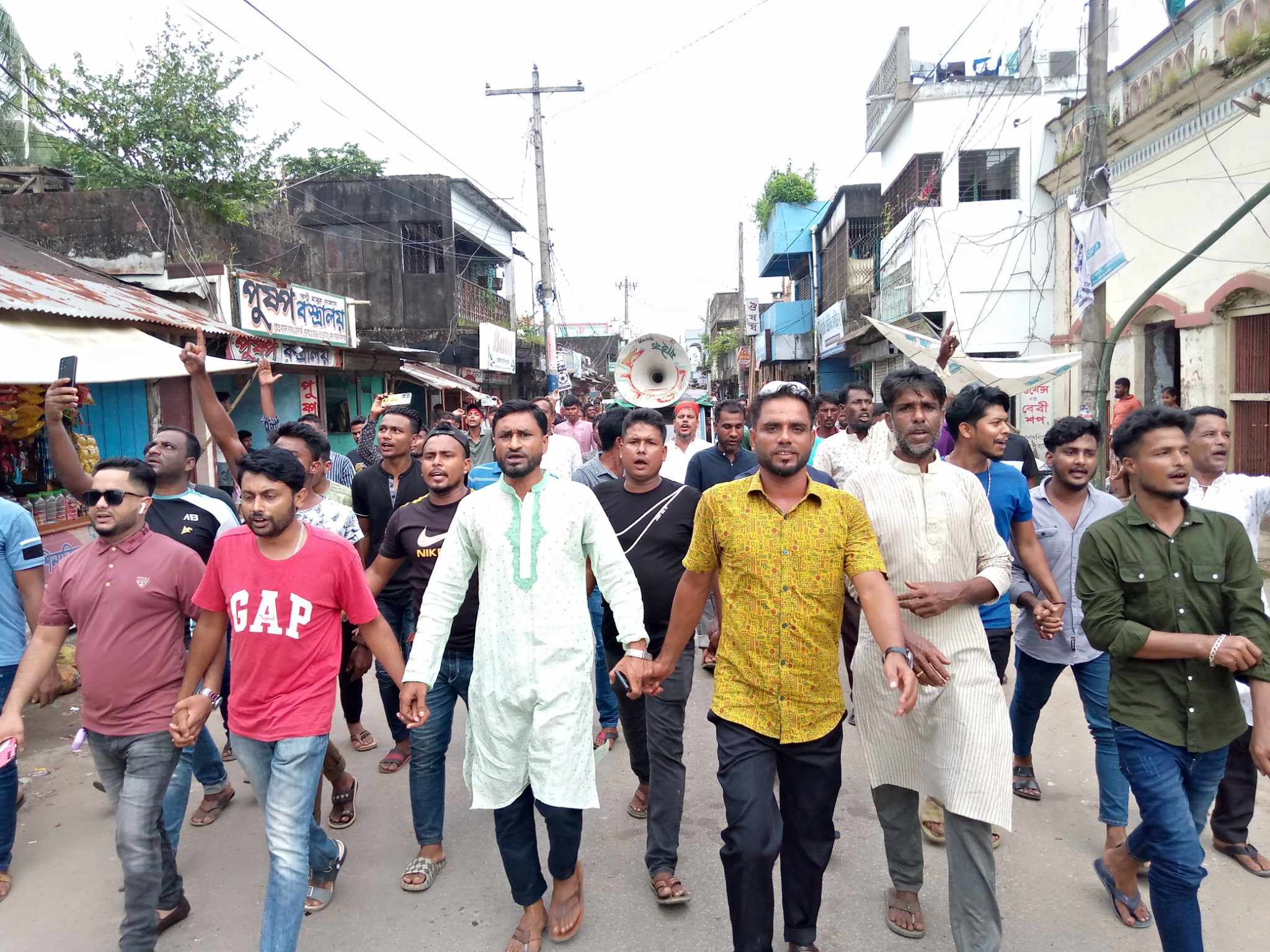বালাগঞ্জে শেখ হাসিনার বিচার চেয়ে যুবদলের বিক্ষোভ মিছিল