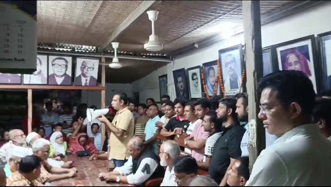 সেনাবাহিনীকে প্রতিপক্ষ না ভাবার অনুরোধ গোপালগঞ্জ জেলা আওয়ামী লীগ সাধারন সম্পাদকের