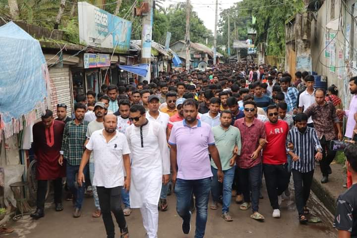 নলছিটিতে ছাত্রদলের মিছিল ও শান্তি সমাবেশ অনুষ্ঠিত