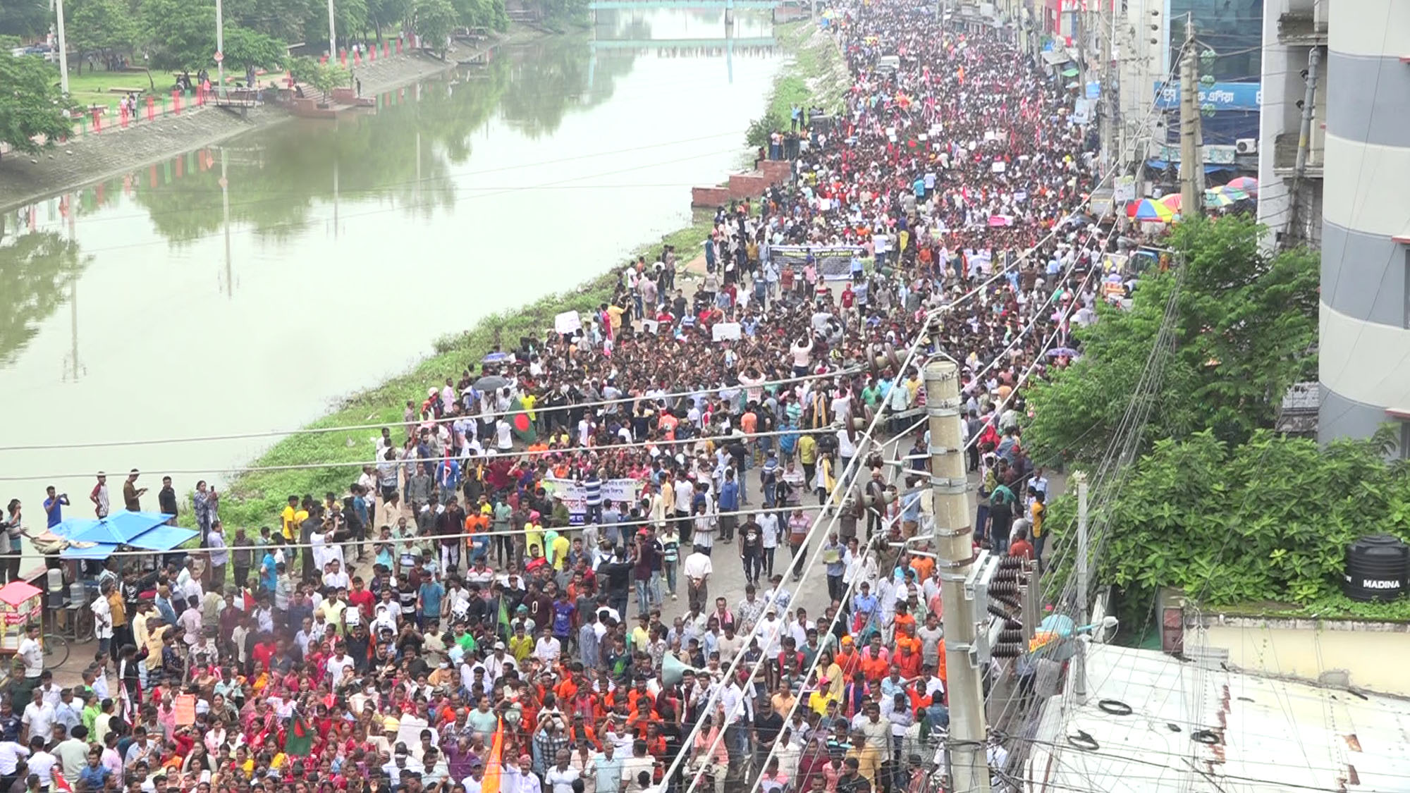 সংখ্যালঘুদের উপর নির্যাতনের প্রতিবাদে ও ৮ দফা দাবী বাস্তবায়নে গোপালগঞ্জে মানববন্ধন ও বিক্ষোভ সমাবেশ
