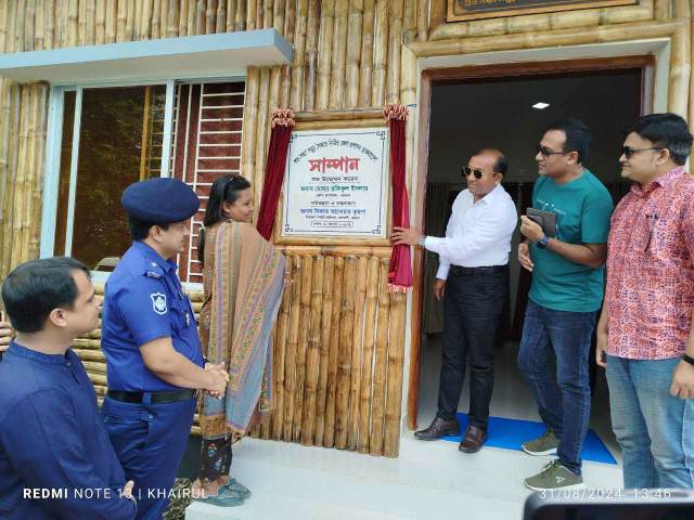 বরগুনায় শুভ সন্ধ্যা সমুদ্র সৈকতে সর্বপ্রথম দৃষ্টিনন্দন ডাকবাংলো “সাম্পান” উদ্বোধন