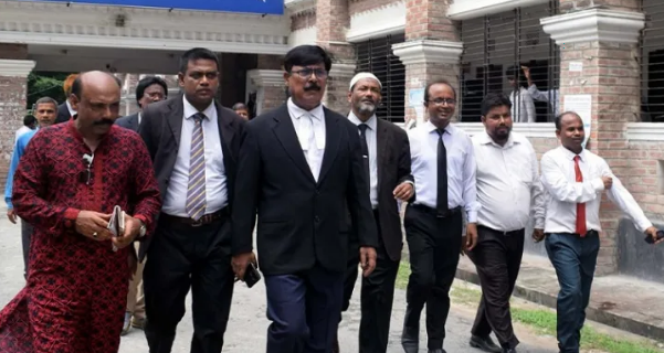 সরকারের পদত্যাগের পরের দিন যেমন ছিলো রংপুর