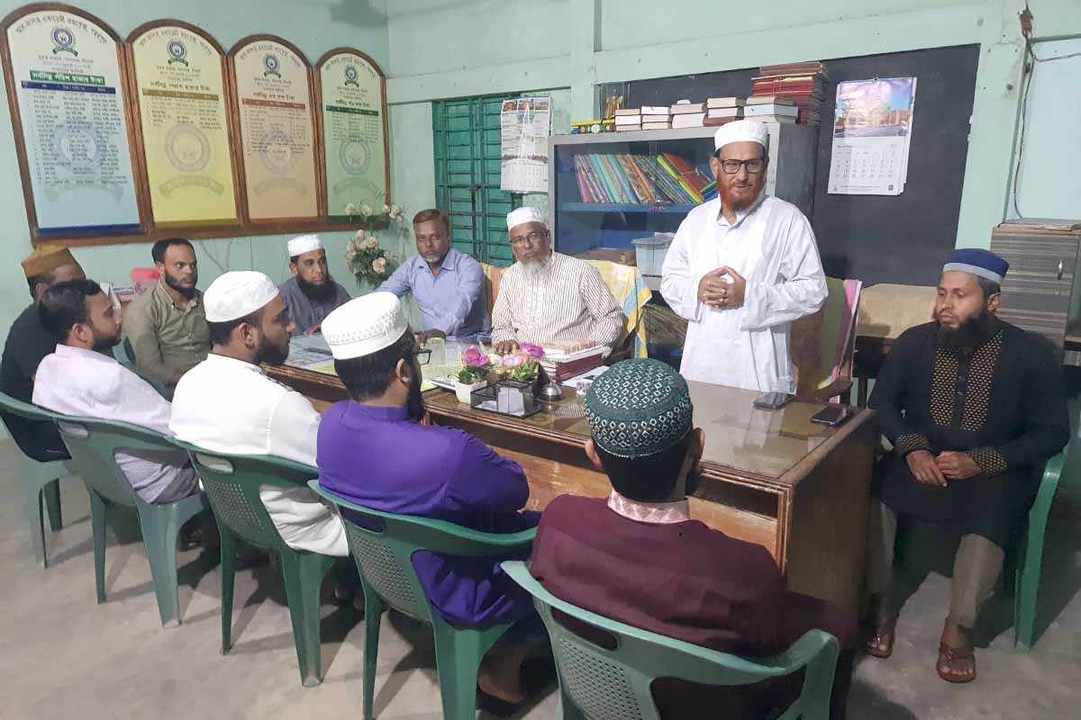 আল-ফালাহ একাডেমি দাখিল মাদ্রাসা ও শিশুসদনের যৌথ সভা অনুষ্ঠিত
