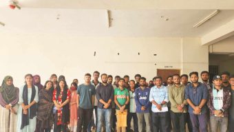 প্রায় এক মাস বন্ধ ক্লাস পরীক্ষা, সেশনজটের আশঙ্কা বিভাগ ও ডিগ্রি পরিবর্তনের দাবি