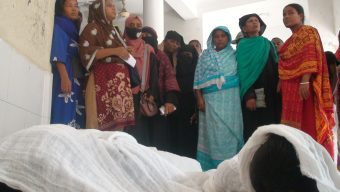 গোপালগঞ্জে যাত্রীবাহী বাস ও ইজিবাইকের সংঘর্ষে মামা-ভাগ্নে নিহত আহত-৬
