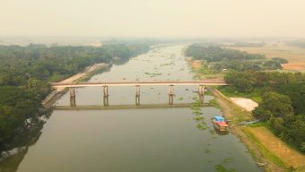 গণমাধ্যমে সংবাদ প্রকাশ মধুমতি নদীর কচুরিপানার স্তুপ পরিস্কার, ২০ দিন পর ৫ জেলা সাথে নৌ চলাচল স্বাভাবিক