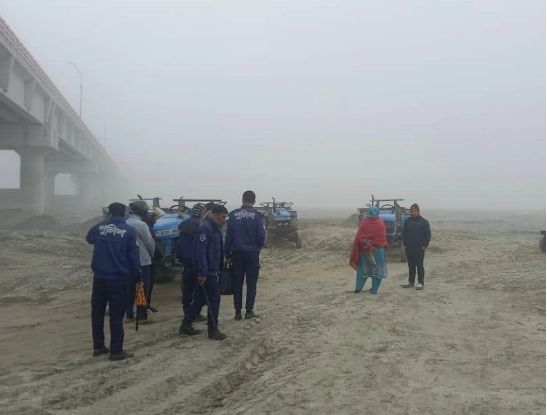 গঙ্গাচড়ায় এক বালু ব্যবসায়ীর জরিমানা