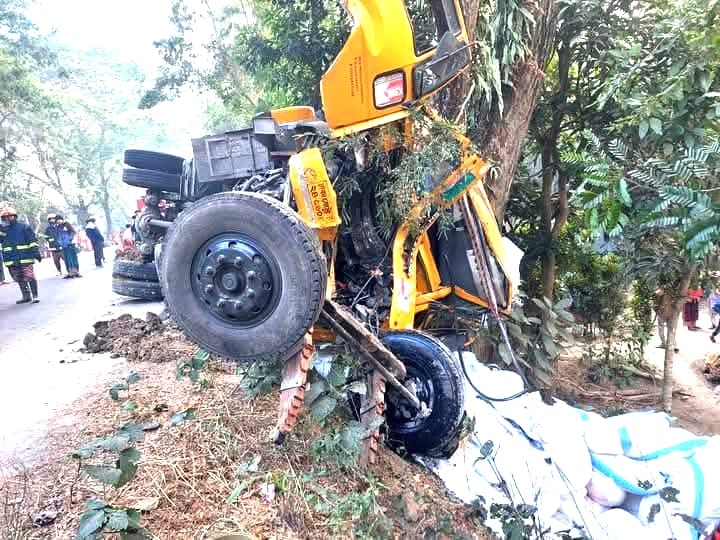 গোপালগঞ্জে আলাদা ঘটনায় ট্রাক চালকসহ নিহত-২