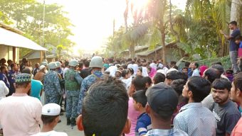পরীক্ষা শেষে বাড়ি ফেরার পথে সড়কে ঝড়লো শিক্ষার্থীর প্রাণ
