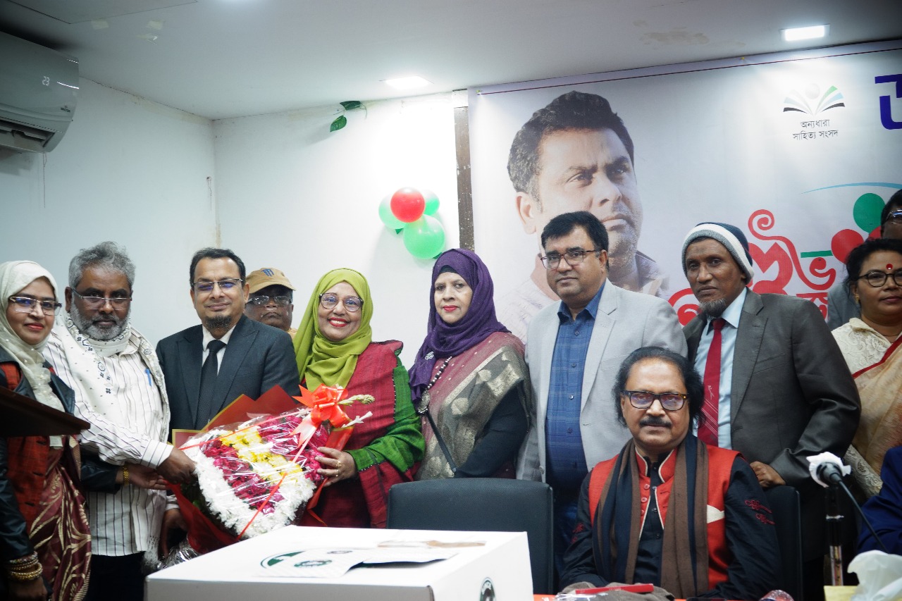 শুভ জন্মদিন এবং উষ্ণ শুভেচ্ছা।