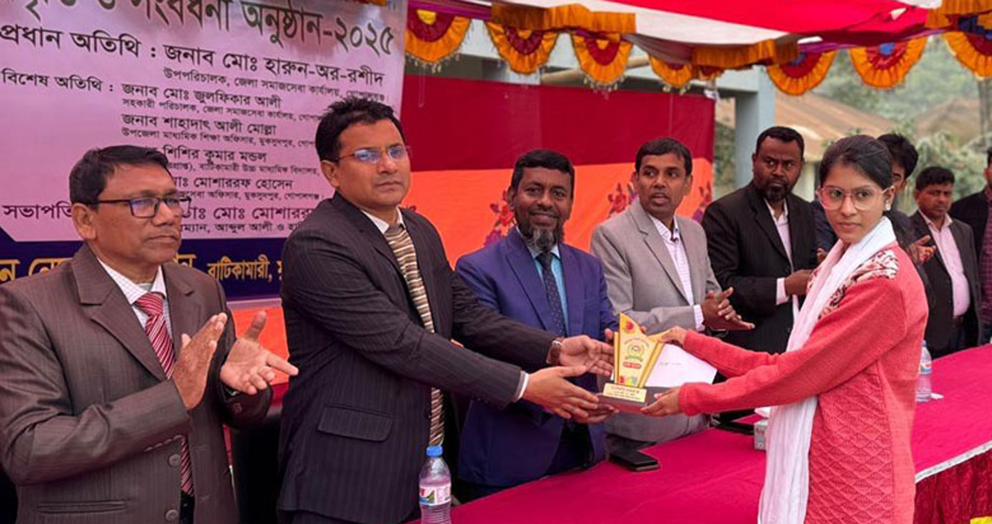 গোপালগঞ্জে মেধা বৃত্তি পেল ৬০ শিক্ষার্থী