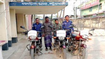 গলাচিপায় ৩টি চোরাই মোটরসাইকেল সহ দুই চোর আটক