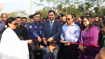 নলছিটি উপজেলা প্রশাসনের আয়োজনে ঘোড়াদৌড় প্রতিযোগিতা অনুষ্ঠিত।