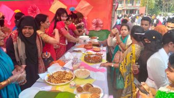 গোপালগঞ্জে অনুষ্ঠিত হলো দিনব্যাপী গ্রাম বাংলার ঐতিহ্যবাহী পিঠা উৎসব