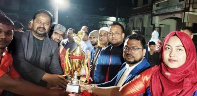 গলাচিপায় তারুণ্যে উৎসবে বিভিন্ন পর্বে বিজয়ীদের মাঝে পুরস্কার বিতরণ