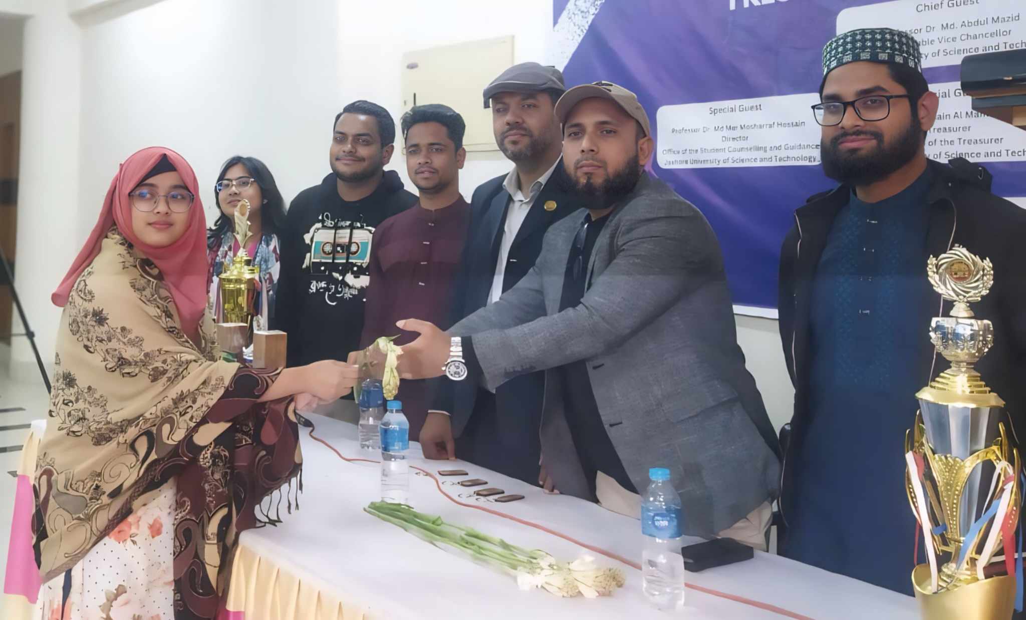যবিপ্রবি ডিবেট ক্লাবের নবীন বরন অনুষ্ঠিত