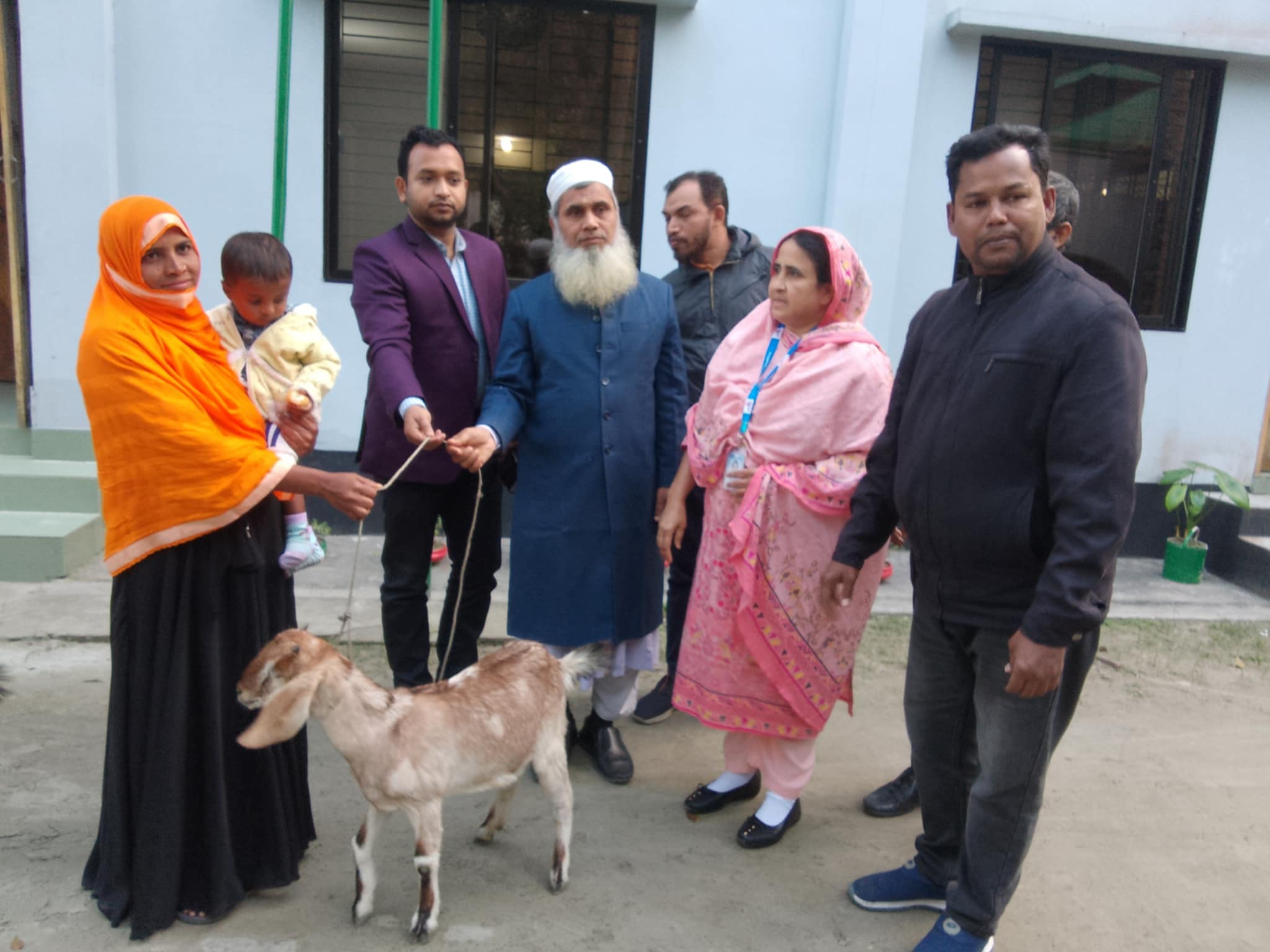 ভোলায় ক্ষুদ্র মৎস্যজীবি ৬০ পরিবার পেলো বিকল্প কর্মসংস্থানের ব্যবস্থা