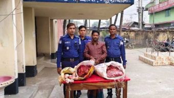 গলাচিপায় চোরাই গরুর মাংসসহ গ্রেফতার-১